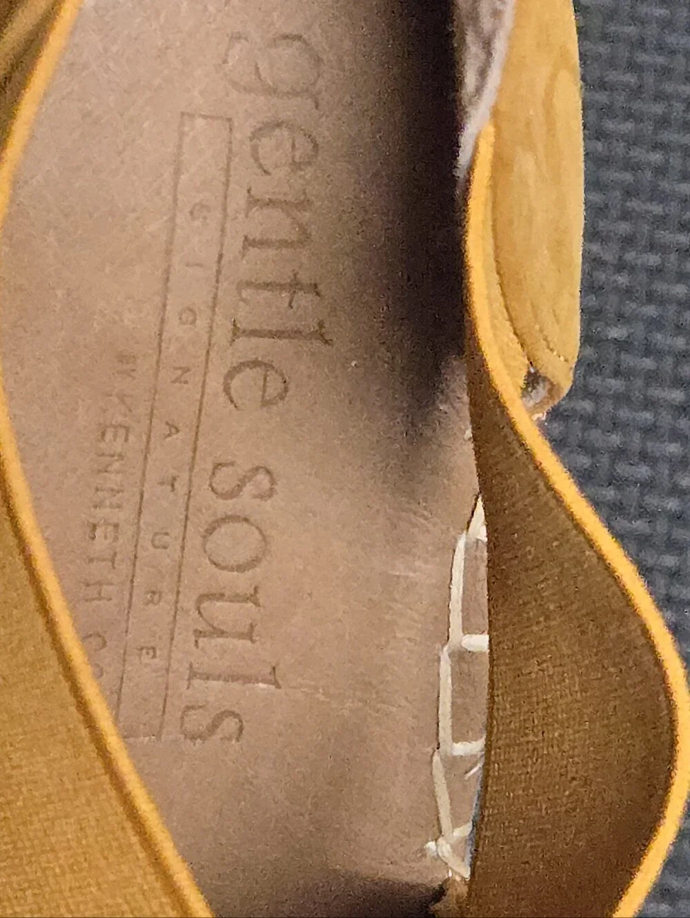Gentle Souls by Kenneth Cole Signature Colleen Espadrille Wedge Sandals Sz 9